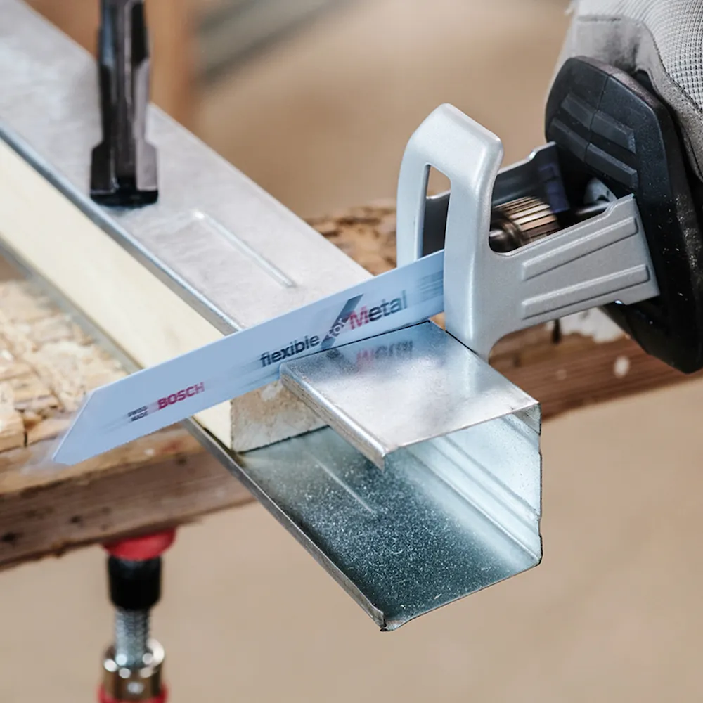 Lâmina serra sabre Bosch S1122AF Flexible for Metal 5 peças
