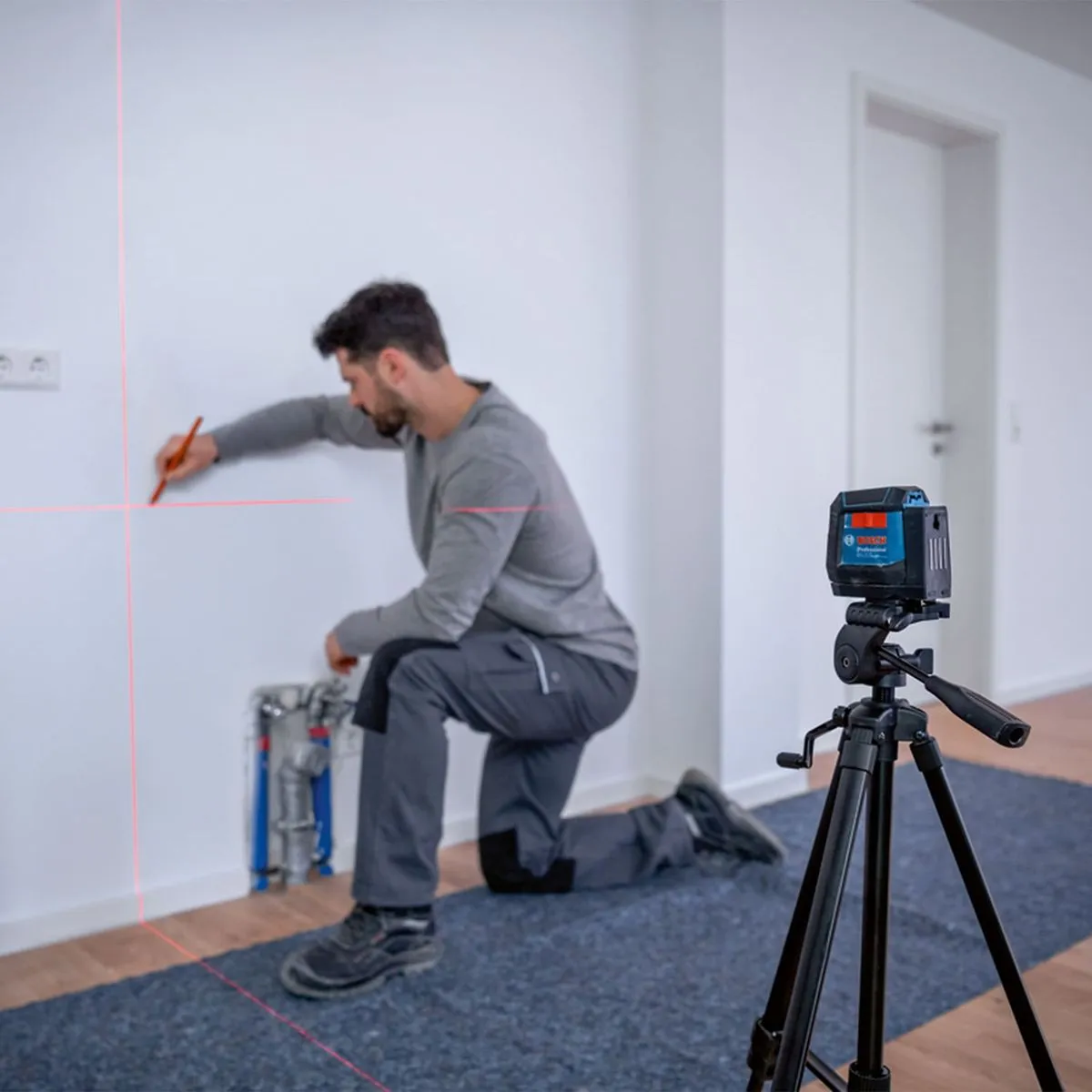Nível a Laser Bosch GLL 12-22 de 12 m com suporte giratório