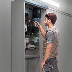Parafusadeira de impacto Bosch GDR 120-LI, 12V, 2 baterias e maleta
