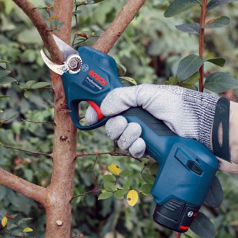 Tesoura de Poda Bosch Pro Pruner Brushless 12V 2 bat e maleta